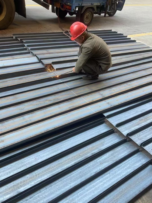 2025.1.4廣東(dōng)闊興金(jīn)屬公司工(gōng)字鋼整車(chē)配送日(rì)報(bào)